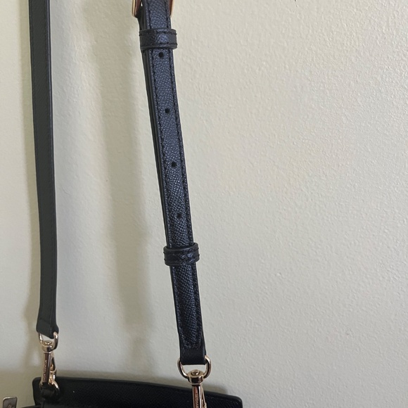 Michael Kors Selma Crossbody - Picture 4 of 7